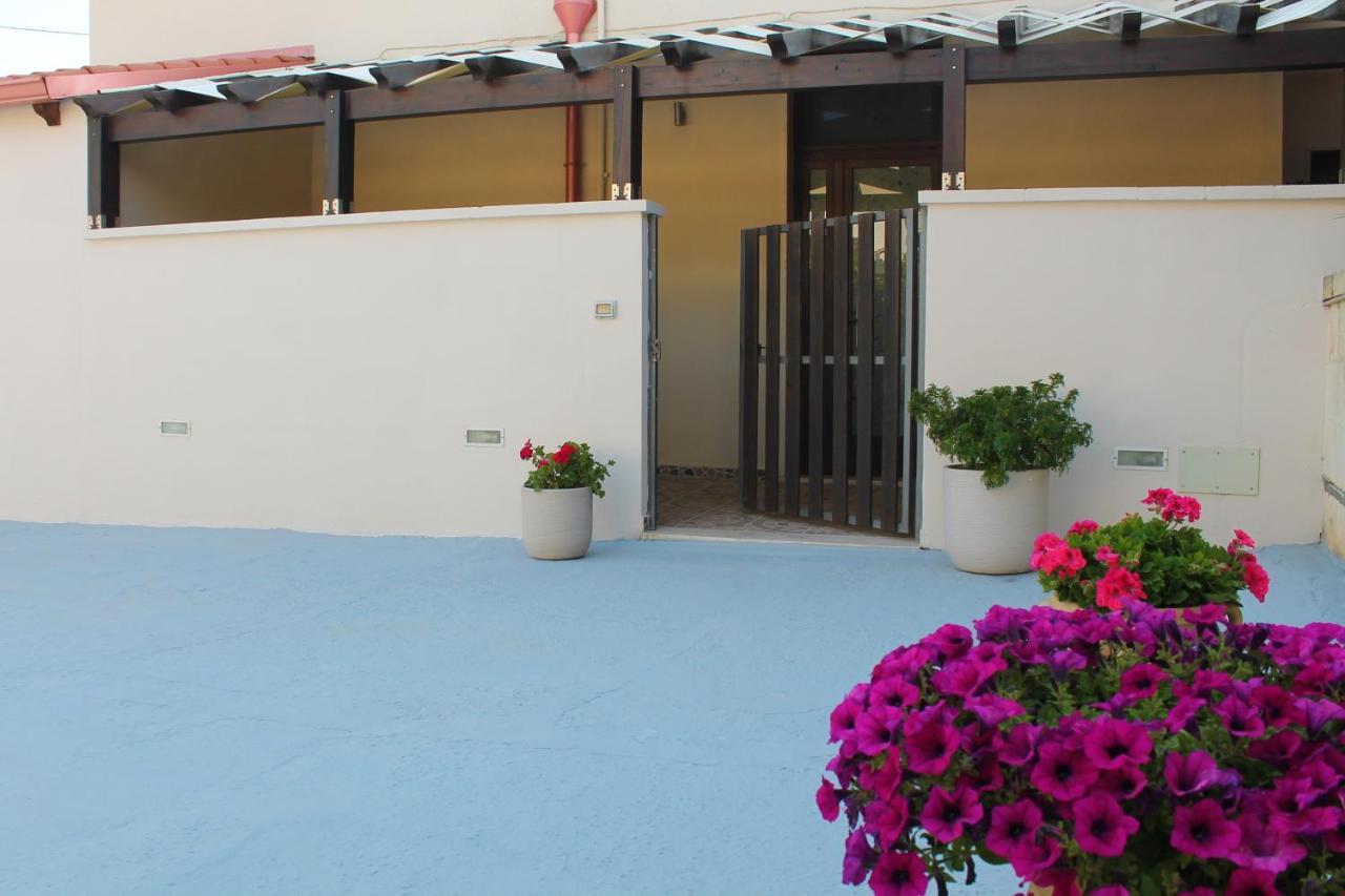 Casa Vacanze Natali-Stella Porto Cesareo Exterior foto